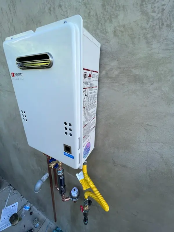 Tankless water heater installation for Braswell Corners homes